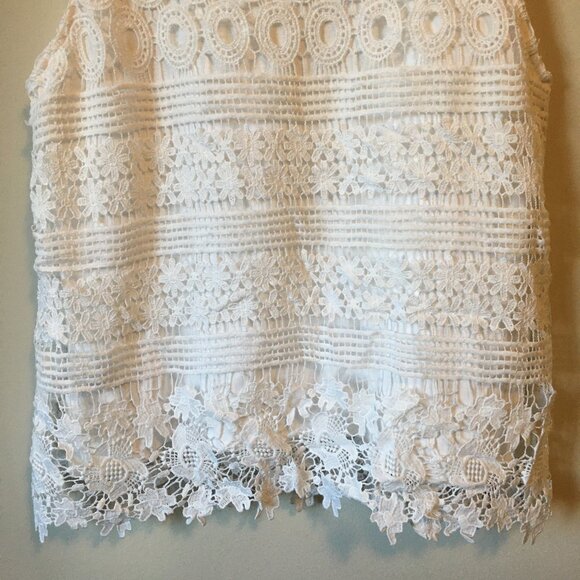 White Fantasy Crochet Lace Bilayer Tank Top - Picture 5 of 15